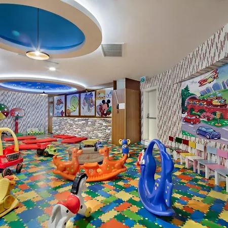 Üdülőközpont Granada Luxury