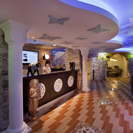 Granada Luxury