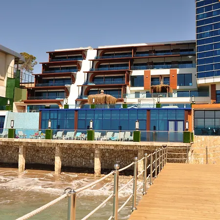 Üdülőközpont Granada Luxury 5*