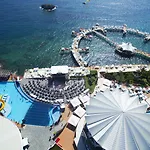 Granada Luxury Üdülőközpont