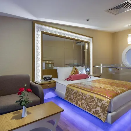 Granada Luxury Resort 5*