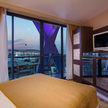 Granada Luxury 5* Okurcalar