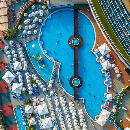 Granada Luxury Resort 5*