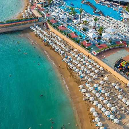 Granada Luxury Resort Okurcalar