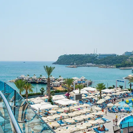 Resort Granada Luxury 5*