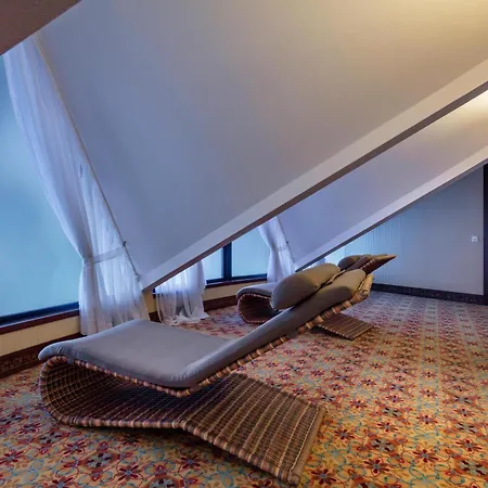 Granada Luxury