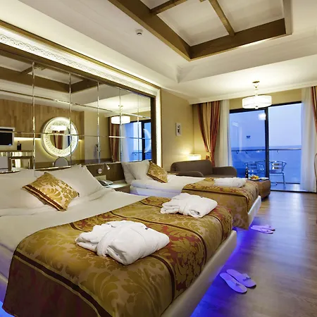 Granada Luxury