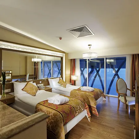 Ośrodek wypoczynkowy Granada Luxury Okurcalar