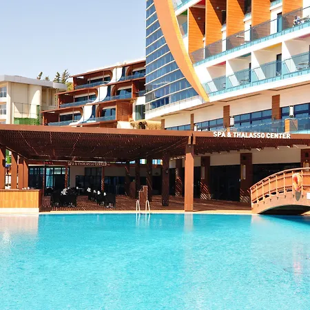 Ośrodek wypoczynkowy Granada Luxury 5*