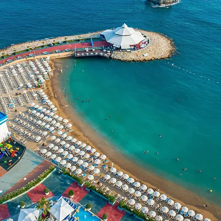 Granada Luxury 5* Okurcalar